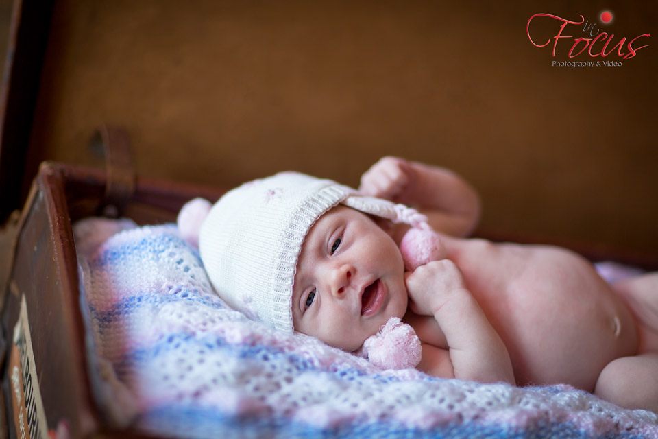 Baby-Newborn-closeup-Studio