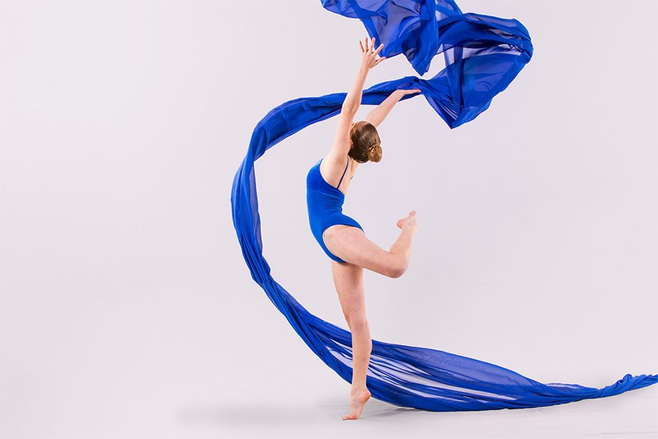dancer-blue-creative-legs-chiffon-material-ballart-style-throw-infocus-photography